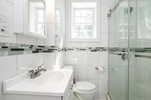 30B Edgewood Rd, Port Washington, NY 11050 - Photo 17