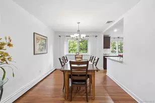 17 Lanier Ln, Bay Shore, NY 11706 - Photo 11