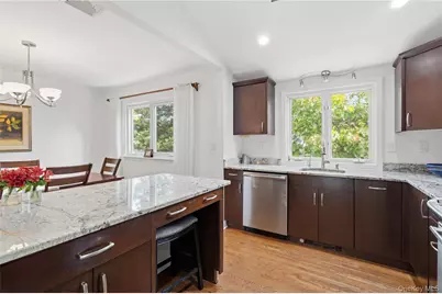 17 Lanier Lane, Bay Shore, NY 11706 - Photo 17