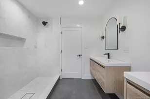 27 Elizabeth Ct, Hempstead, NY 11550 - Photo 31