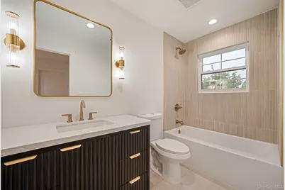 27 Elizabeth Court, Hempstead, NY 11550 - Photo 27