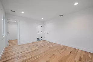 27 Elizabeth Ct, Hempstead, NY 11550 - Photo 29