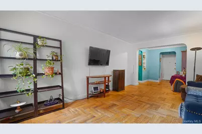 2190 Boston Road #4G, Bronx, NY 10462 - Photo 3