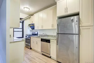 67-76 Booth Street #4F, Forest Hills, NY 11375 - Photo 11