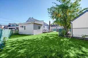 27 Hewlett Point Ave, East Rockaway, NY 11518 - Photo 17