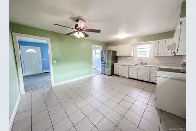 16 Elm Road E, Mastic Beach, NY 11951 - Photo 7