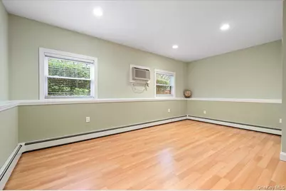 1109 Round Swamp Road, Old Bethpage, NY 11804 - Photo 31