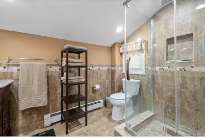 1109 Round Swamp Road, Old Bethpage, NY 11804 - Photo 21