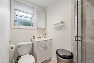 1109 Round Swamp Rd, Old Bethpage, NY 11804 - Photo 35