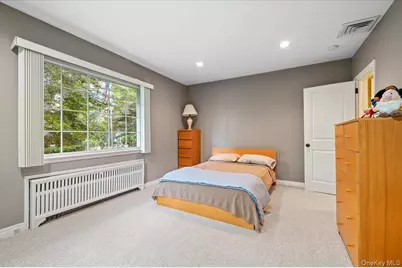 1109 Round Swamp Road, Old Bethpage, NY 11804 - Photo 23