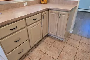 73 St George Dr, Shirley, NY 11967 - Photo 9