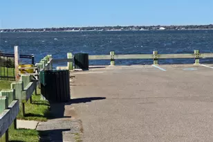 73 St George Dr, Shirley, NY 11967 - Photo 43