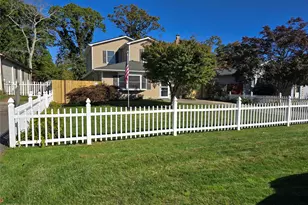 73 St George Dr, Shirley, NY 11967 - Photo 3