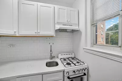 25 Parkview Avenue #2G, Bronxville, NY 10708 - Photo 13