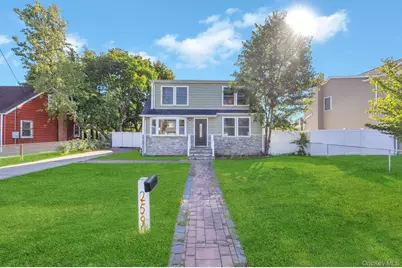 259 35th Street, Lindenhurst, NY 11757 - Photo 1