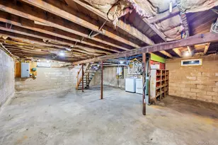 259 35th St, Lindenhurst, NY 11757 - Photo 23