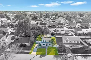 259 35th St, Lindenhurst, NY 11757 - Photo 5