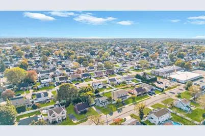 259 35th Street, Lindenhurst, NY 11757 - Photo 29