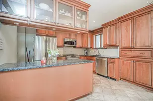 8907 16th Ave, Brooklyn, NY 11214 - Photo 5