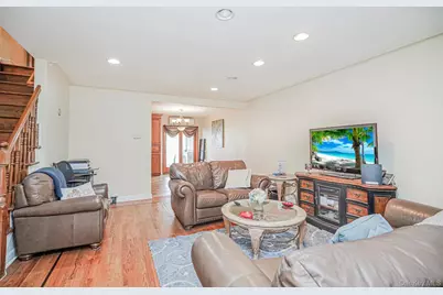 8907 16th Avenue, Brooklyn, NY 11214 - Photo 3