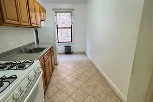 3100 Brighton 3rd St, Brooklyn, NY 11235 - Photo 5
