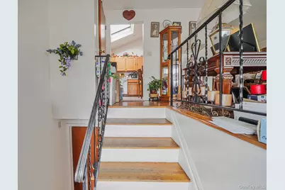 3 Tompkins Place, Hempstead, NY 11550 - Photo 5