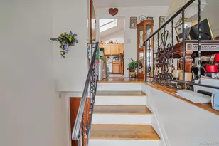 3 Tompkins Pl, Hempstead, NY 11550 - Photo 5