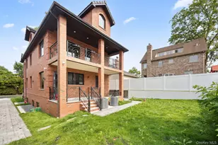 35-26 221st St, Bayside, NY 11361 - Photo 39