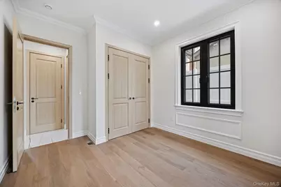 3526 221 Street, Bayside, NY 11361 - Photo 15