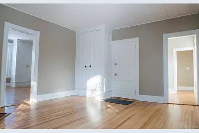 3212 Franklin Avenue #2ND FLOOR, Millbrook, NY 12545 - Photo 9