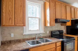 3212 Franklin Ave, Millbrook, NY 12545 - Photo 7