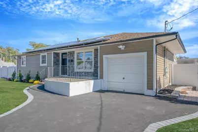 109 Westwood Avenue, Deer Park, NY 11729 - Photo 3