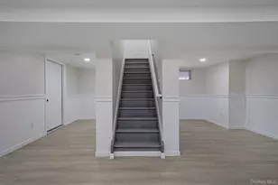 109 Westwood Ave, Deer Park, NY 11729 - Photo 17