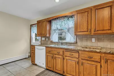 4 Timber Road, Glen Cove, NY 11542 - Photo 11