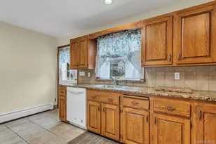 4 Timber Rd, Glen Cove, NY 11542 - Photo 11