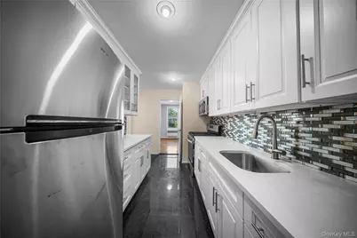 67-50 Thornton Place #F, Forest Hills, NY 11375 - Photo 7