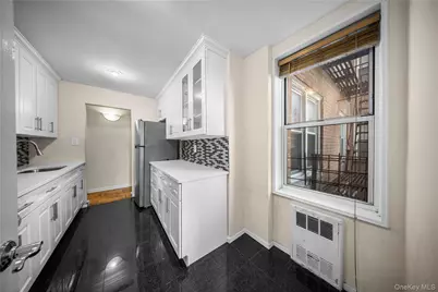 67-50 Thornton Place #F, Forest Hills, NY 11375 - Photo 9