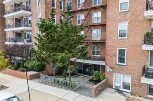 67-50 Thornton Pl, Forest Hills, NY 11375 - Photo 3