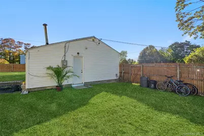 501 Scherger Avenue, Patchogue, NY 11772 - Photo 13