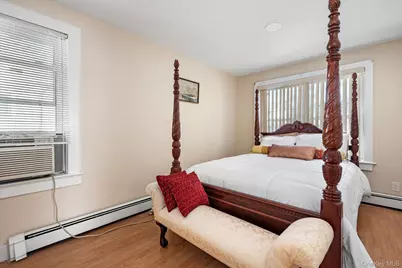 247 N Columbus Avenue, Freeport, NY 11520 - Photo 7