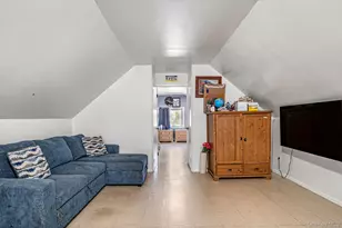 247 N Columbus Ave, Freeport, NY 11520 - Photo 17