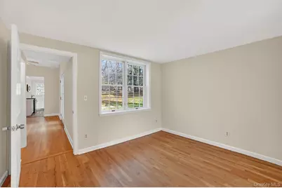 1936 Longvue Street, Yorktown Heights, NY 10598 - Photo 27