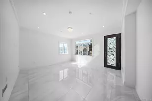 71-39 166th St, Fresh Meadows, NY 11365 - Photo 7