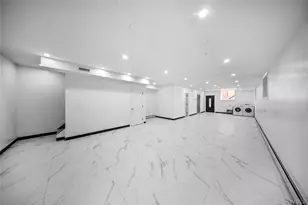 71-39 166th St, Fresh Meadows, NY 11365 - Photo 27