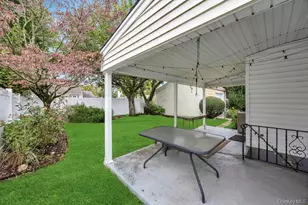 60 Underhill Ave, Hicksville, NY 11801 - Photo 21