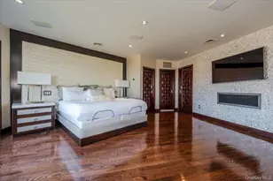 25 Edgewater Ln, Great Neck, NY 11023 - Photo 15