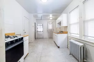 2848 Woods Ave, Oceanside, NY 11572 - Photo 7