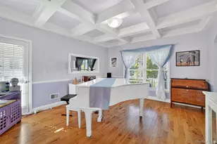 6 Clarion Dr, White Plains, NY 10603 - Photo 9