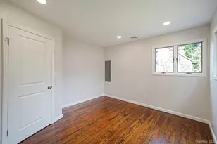 1039 Joselson Ave, Bay Shore, NY 11706 - Photo 11