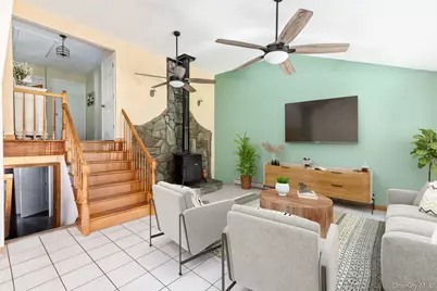 3 Hoover Court, Mastic, NY 11950 - Photo 7